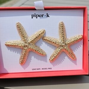 Piper K Gold Starfish Earrings